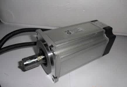 貝朗線材折彎機小課堂：慣量匹配對伺服電機有什么影響？